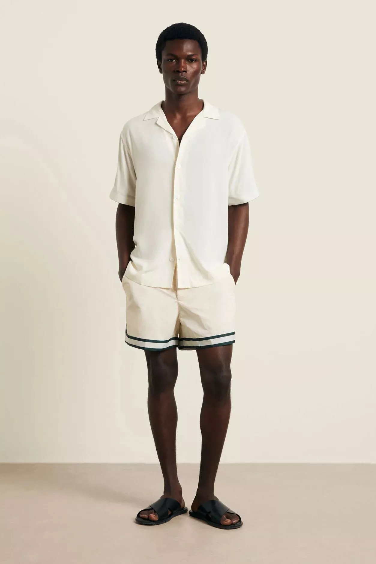 Baller Short in Ivory