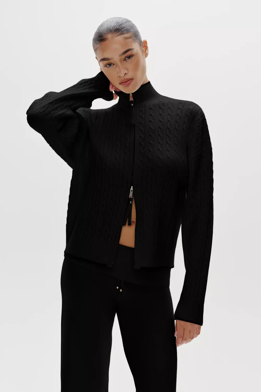 Bea Cloud Knit Zip Up Sweater - Black