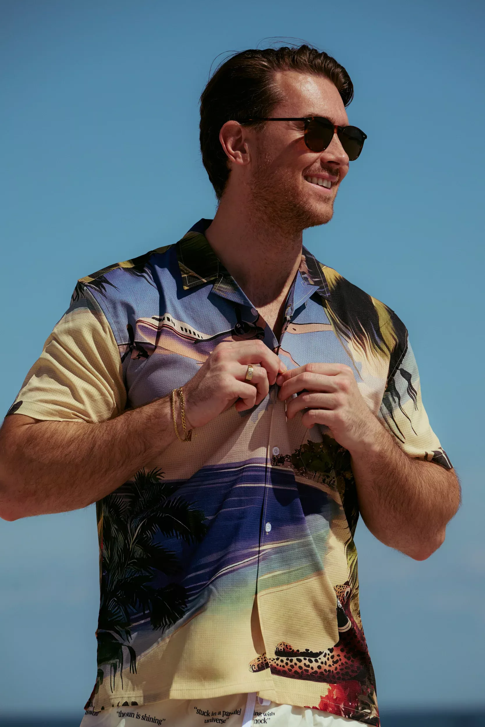 Beach Landing Leisure Button-up