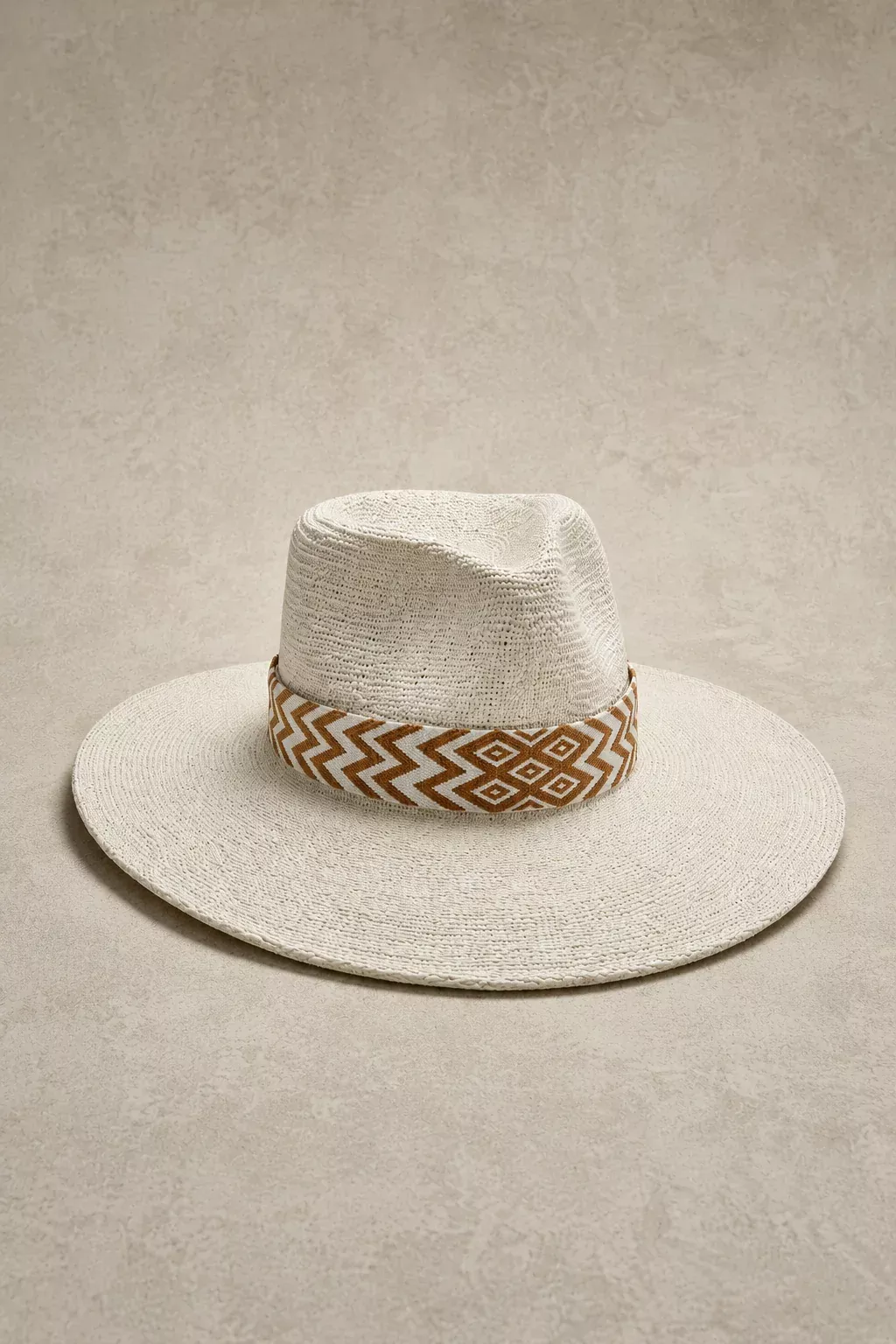 Chelsea Hat in White