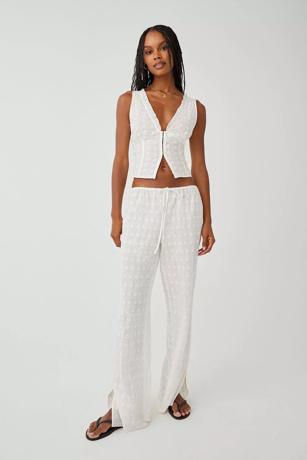Daisy Eyelet Low Rise Pant - White