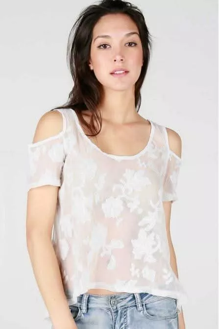 Daphne White Lace Cold Shoulder Top | Boho Pink