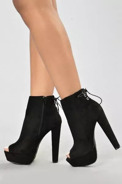Downtown Gal Boot - Black
