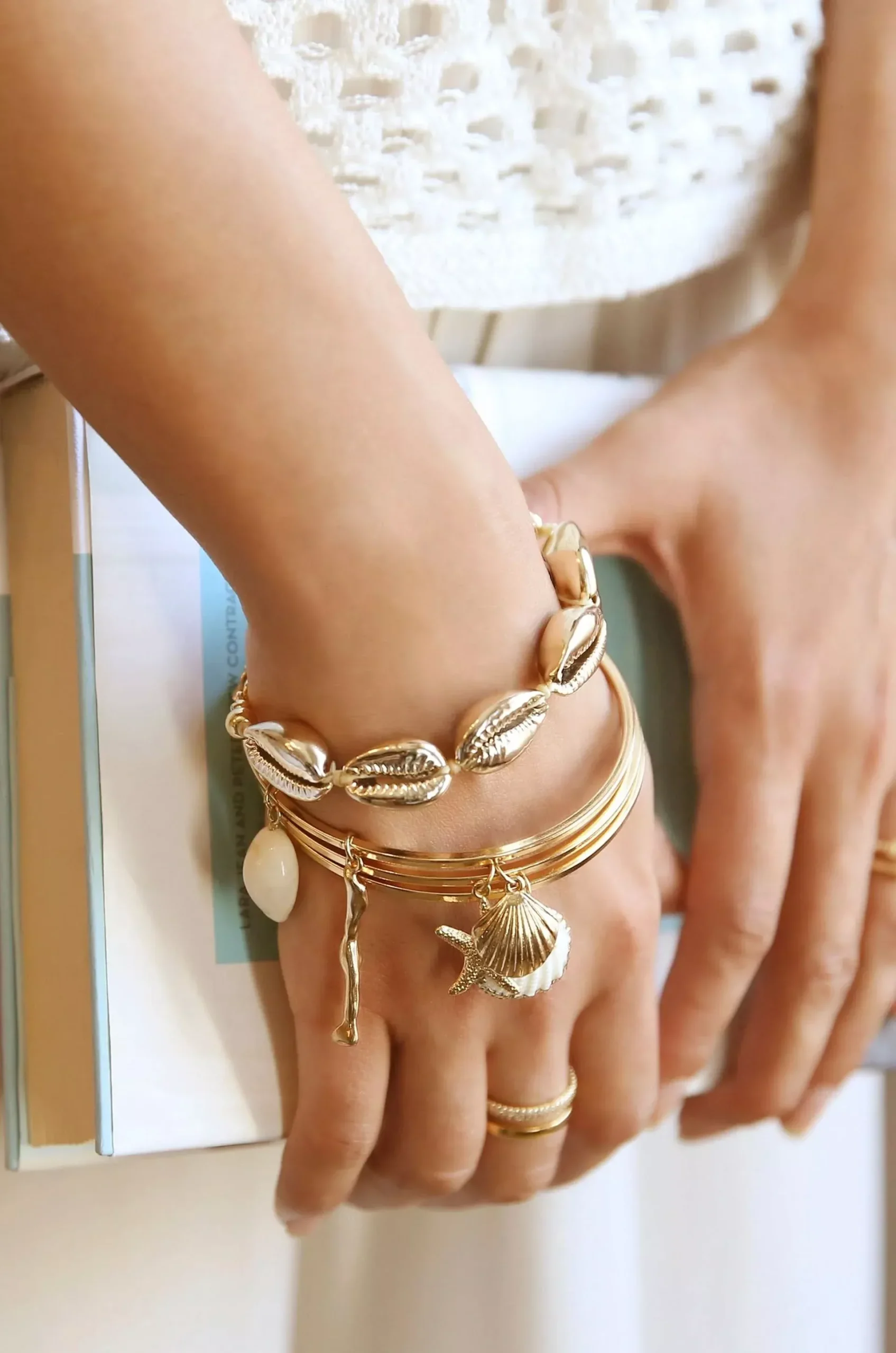 Ettika Seven Seas 18k Gold Plated Shell Bracelet | Boho Pink