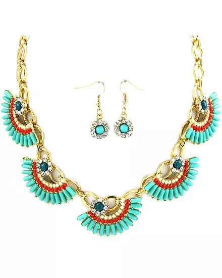 Fan Flair Turquoise Necklace
