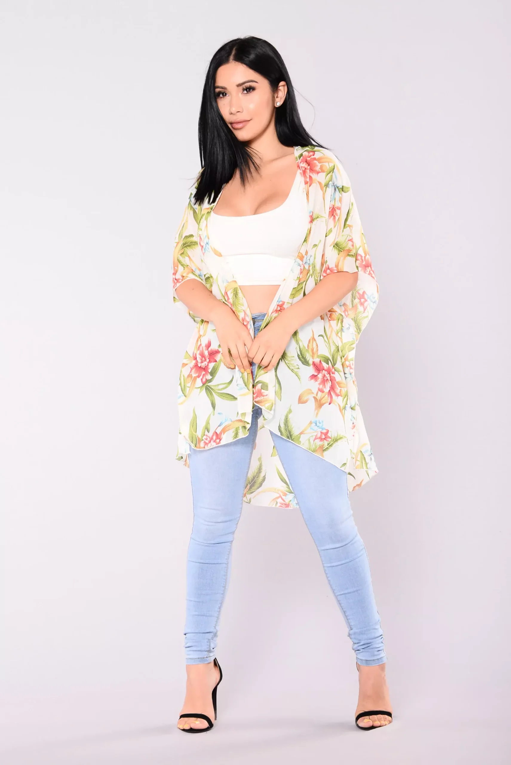 Mehgan Kimono - Ivory/Floral