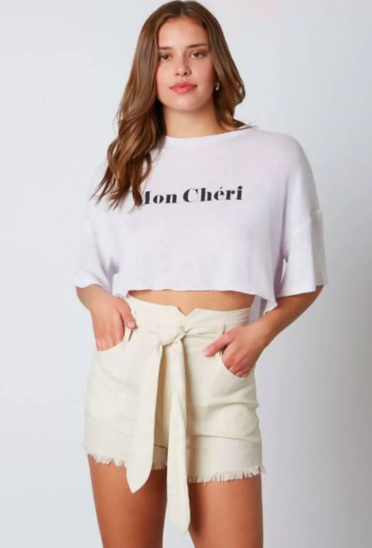 Mon Chéri White Cropped Graphic Tee | Boho Pink